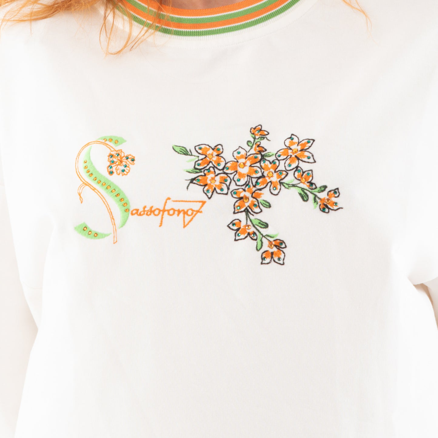 Casual Sweatshirt Top With Floral Embroidery